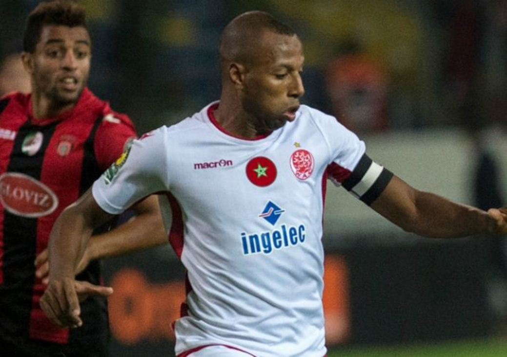 Ligue des Champions – Wydad: Brahim Nakkach pointe du doigt la pelouse du stade du 8-Mai-1945