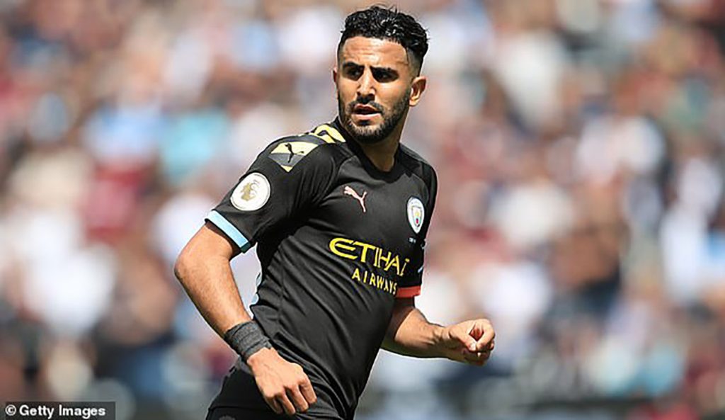 MAN CITY: MAHREZ DOUBLE PASSEUR DÉCISIF FACE À WEST HAM (VIDÉO)