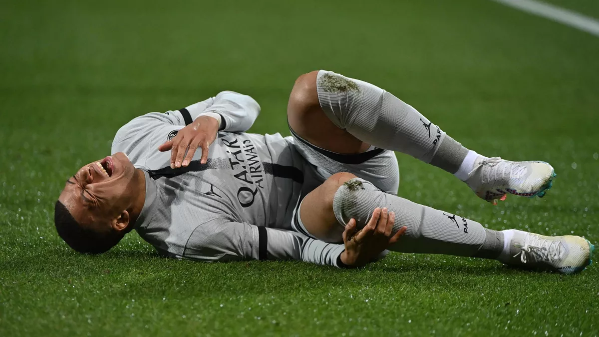 Blessure de Mbappé une inquiétude pour le PSG à 13 jours du choc face au Bayern Blessure de Mbappé: une inquiétude pour le PSG à 13 jours du choc face au Bayern