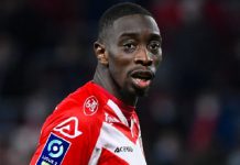 Le footballeur malien Sambou Yatabaré retrouve la liberté après une décision de justice Le footballeur malien Sambou Yatabaré retrouve la liberté après une décision de justice