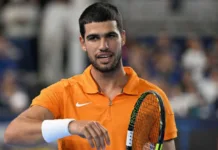 Forfait de Carlos Alcaraz à Roland-Garros 2026 : blessé, il ne pourra pas défendre son titre Forfait de Carlos Alcaraz à Roland-Garros 2026 : blessé, il ne pourra pas défendre son titre